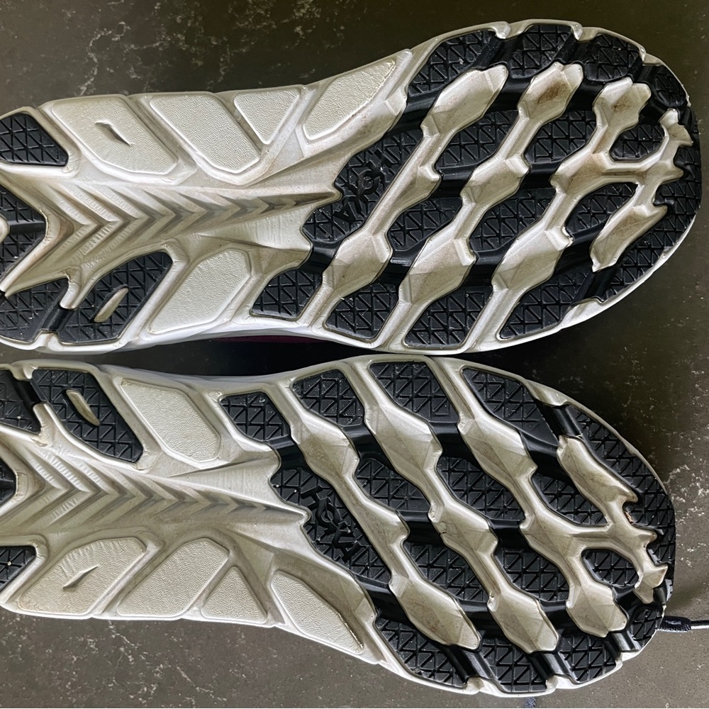 Hoka Women's Clifton 8 Shoes - Picture 9 of 9